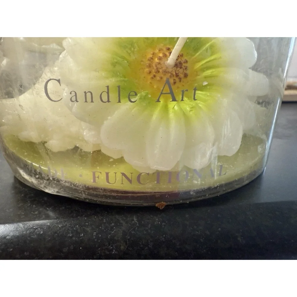 Vintage Royal Products Floating Flower Candles Façonné à la Main Lot of 7‎